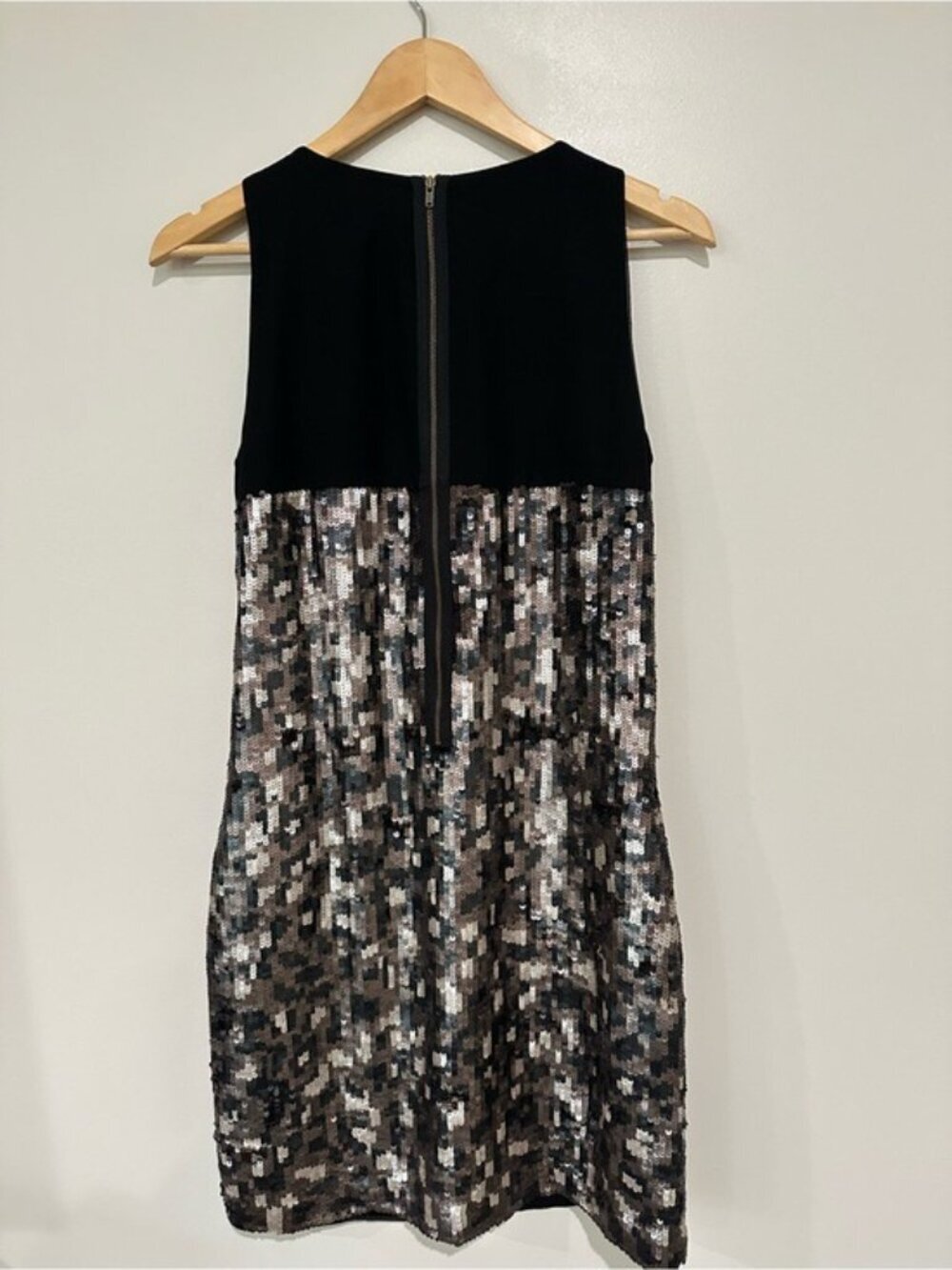 Trina Turk Black Sequin Cocktail Dress Size 4 NWT Sleeveless Party Mini Glam - Picture 3 of 12